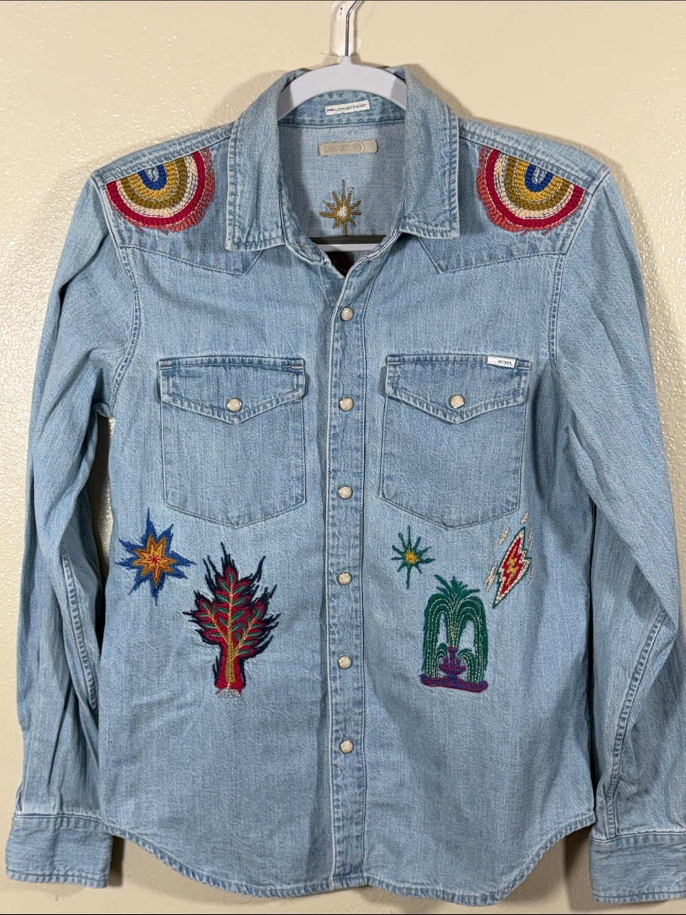 MOTHER denim All My Ex's dreamcatcher embroidered shirt